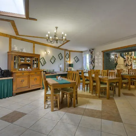 Harmont Montis- Dawna Zajacowka- Idealna Lokalizacja - Lesna Enklawa W Centrum Miasta! Sauna, Masaze, Zabiegi Spa! Bed & Breakfast