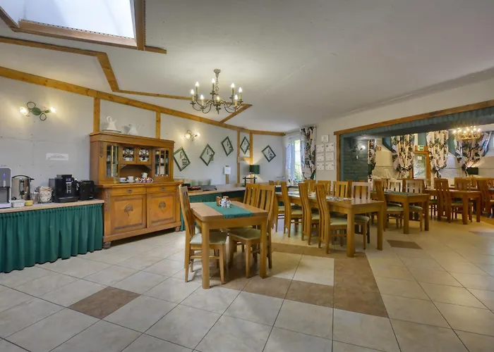 Harmont Montis- Dawna Zajacowka- Idealna Lokalizacja - Lesna Enklawa W Centrum Miasta! Sauna, Masaze, Zabiegi Spa! Couette-café