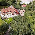Bed & Breakfast Harmont Montis- Dawna Zajacowka- Idealna Lokalizacja - Lesna Enklawa W Centrum Miasta! Sauna, Masaze, Zabiegi Spa!