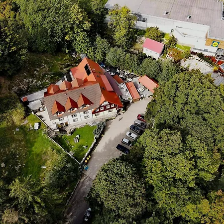 Harmont Montis- Dawna Zajacowka- Idealna Lokalizacja - Lesna Enklawa W Centrum Miasta! Sauna, Masaze, Zabiegi Spa! Bed & Breakfast 3*