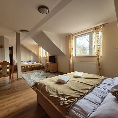 Oda ve Kahvaltı Harmont Montis- Dawna Zajacowka- Idealna Lokalizacja - Lesna Enklawa W Centrum Miasta! Sauna, Masaze, Zabiegi Spa!