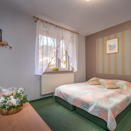 Harmont Montis- Dawna Zajacowka- Idealna Lokalizacja - Lesna Enklawa W Centrum Miasta! Sauna, Masaze, Zabiegi Spa! Oda ve Kahvaltı
