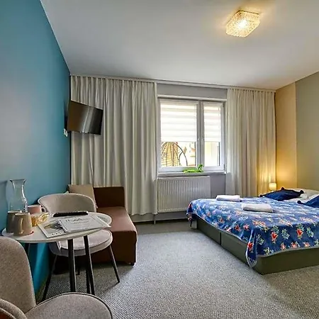 Frühstückspension Harmont Montis- Dawna Zajacowka- Idealna Lokalizacja - Lesna Enklawa W Centrum Miasta! Sauna, Masaze, Zabiegi Spa! 3*