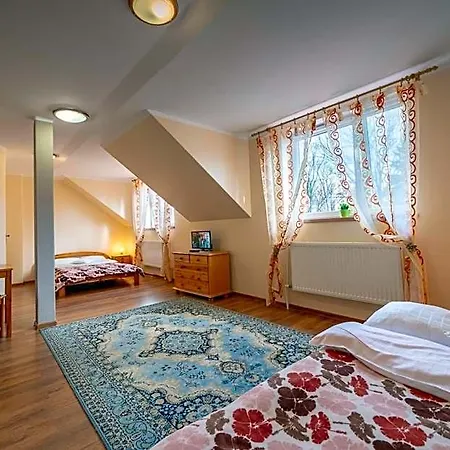 Frühstückspension Harmont Montis- Dawna Zajacowka- Idealna Lokalizacja - Lesna Enklawa W Centrum Miasta! Sauna, Masaze, Zabiegi Spa!