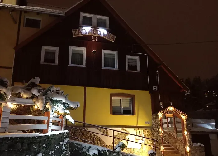 Bed & Breakfast Harmont Montis- Dawna Zajacowka- Idealna Lokalizacja - Lesna Enklawa W Centrum Miasta! Sauna, Masaze, Zabiegi Spa! Szklarska Poręba