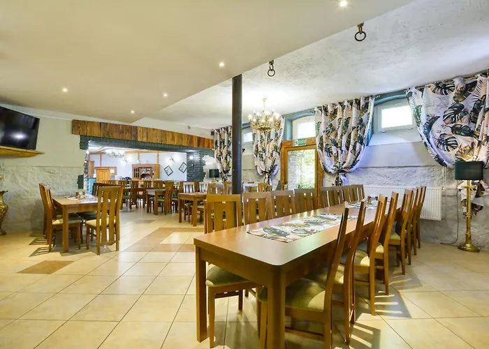 Bed & Breakfast Harmont Montis- Dawna Zajacowka- Idealna Lokalizacja - Lesna Enklawa W Centrum Miasta! Sauna, Masaze, Zabiegi Spa! Szklarska Poręba