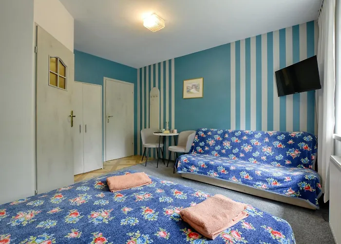 Harmont Montis- Dawna Zajacowka- Idealna Lokalizacja - Lesna Enklawa W Centrum Miasta! Sauna, Masaze, Zabiegi Spa! Bed & Breakfast