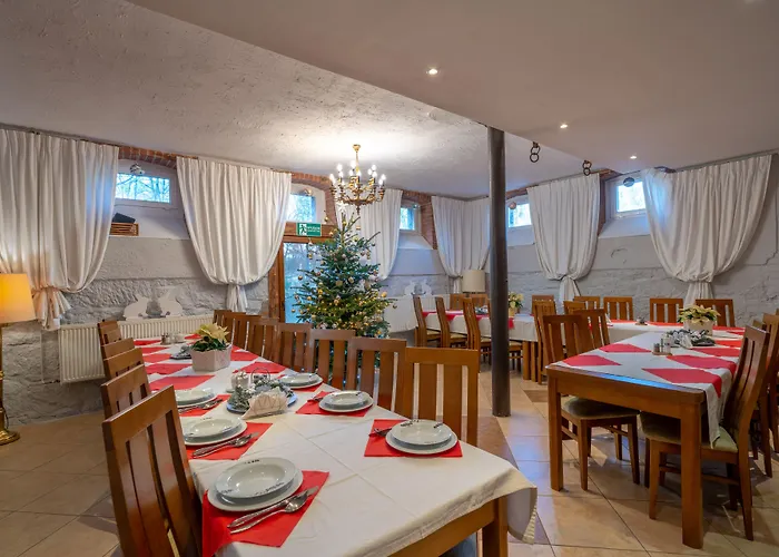 Bed & Breakfast Harmont Montis- Dawna Zajacowka- Idealna Lokalizacja - Lesna Enklawa W Centrum Miasta! Sauna, Masaze, Zabiegi Spa! Szklarska Poręba